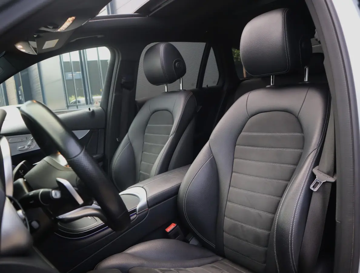4MATIC AMG Line | Pano | Trekhaak | Burmester | ACC | Apple Carplay/Android Auto