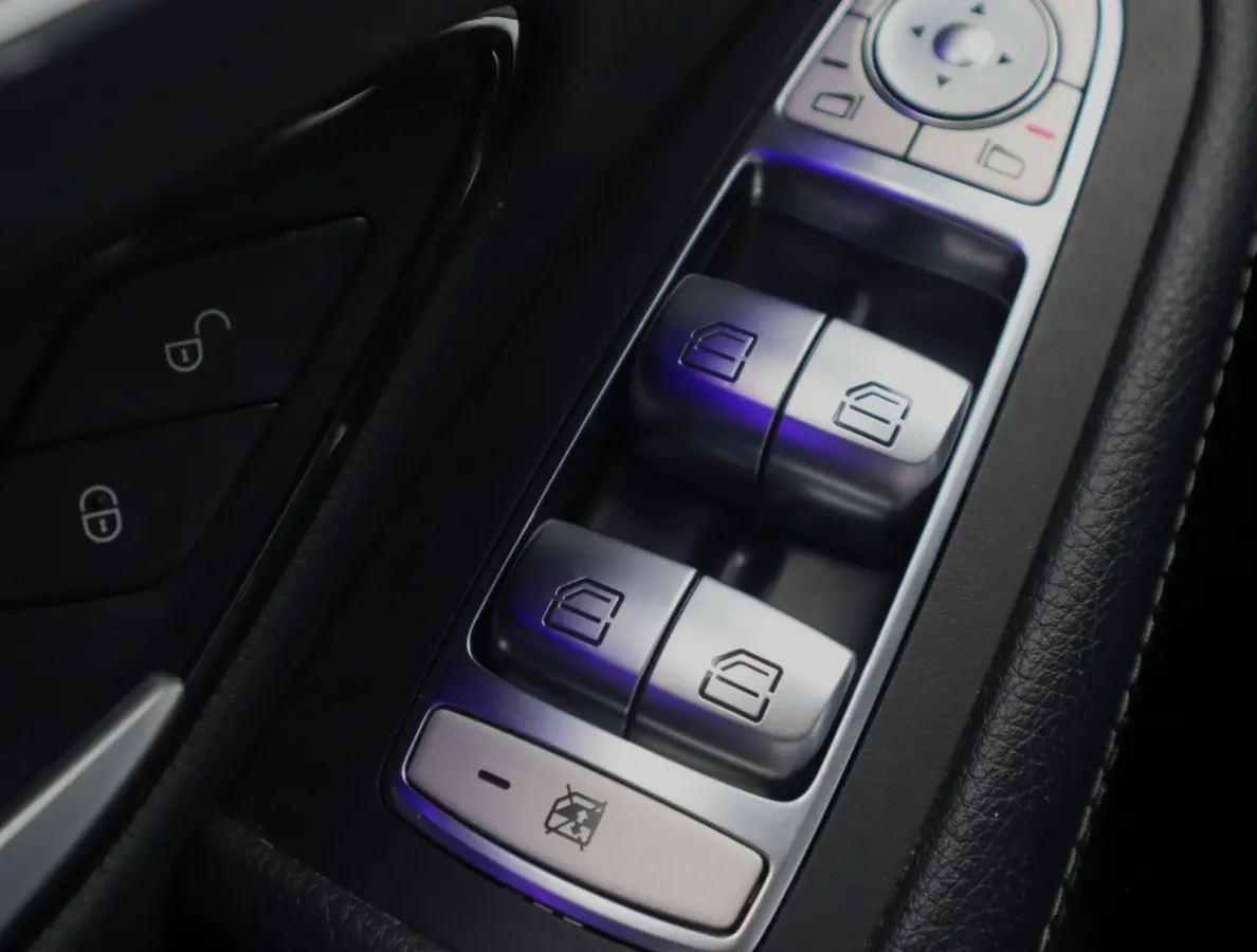 4MATIC AMG Line | Pano | Trekhaak | Burmester | ACC | Apple Carplay/Android Auto