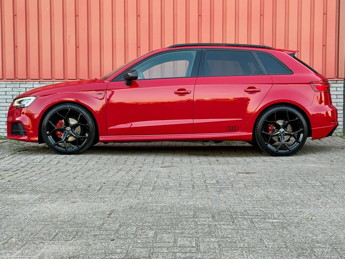 1.5 TFSI CoD 3x S-Line Virtual Carplay Keyless