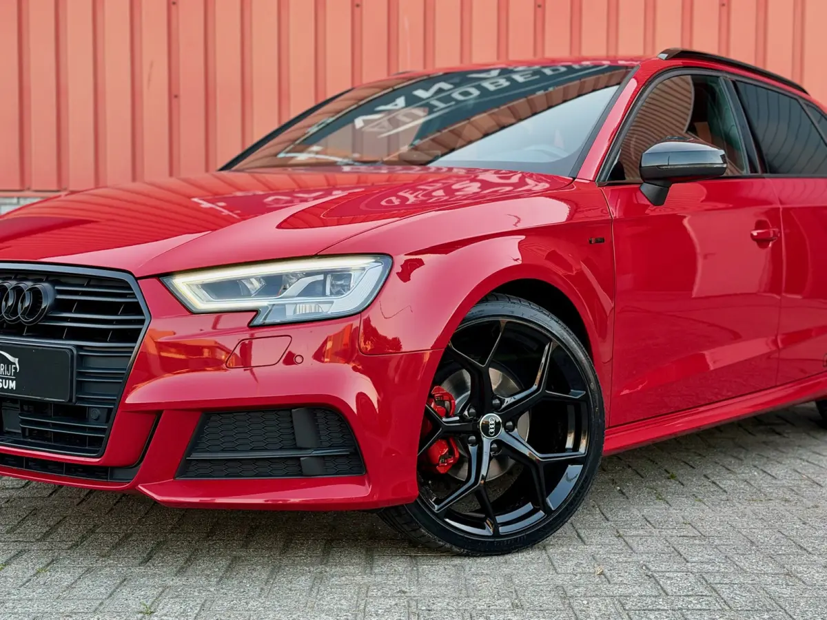 1.5 TFSI CoD 3x S-Line Virtual Carplay Keyless