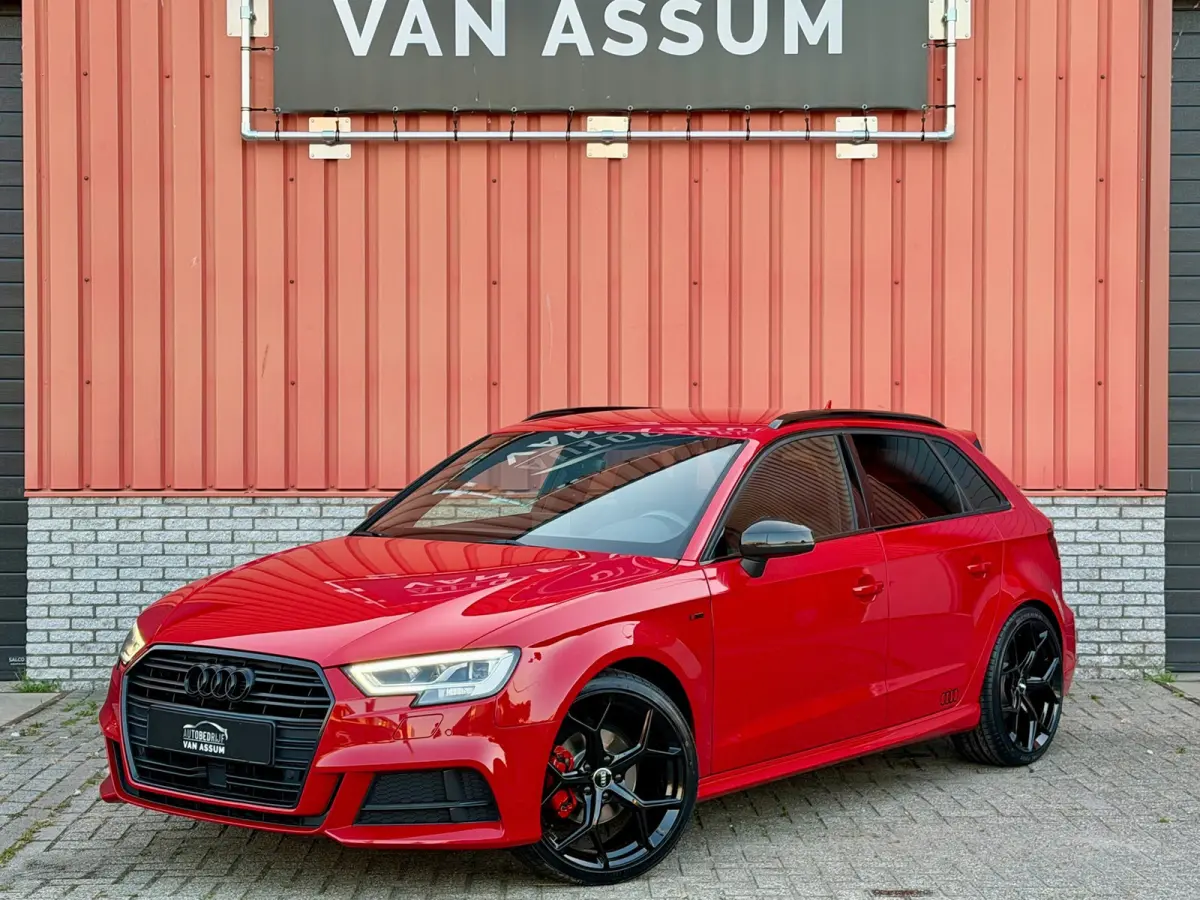 1.5 TFSI CoD 3x S-Line Virtual Carplay Keyless