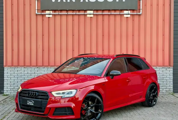 1.5 TFSI CoD 3x S-Line Virtual Carplay Keyless