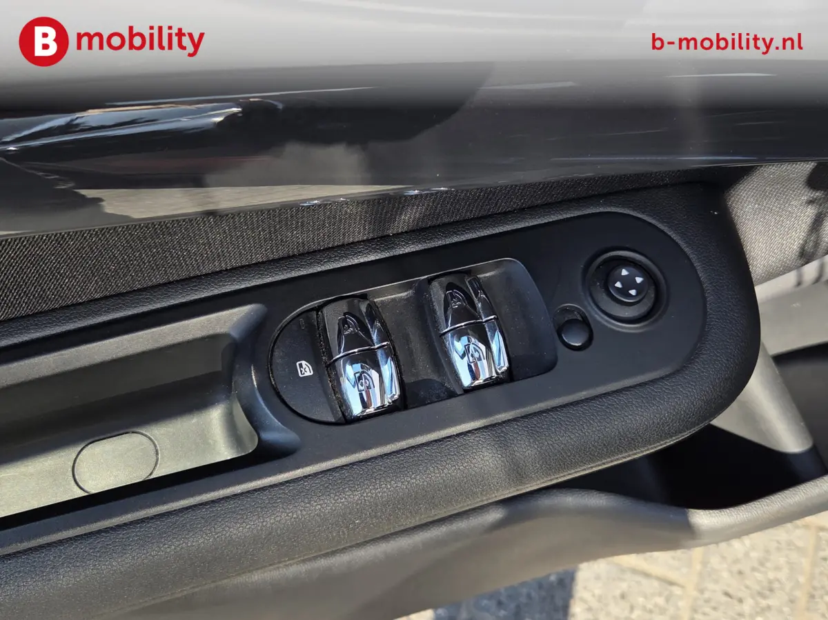 2.0 John Cooper Works ALL4 Chili | LED | Navigatie | PDC | Cruise Control | Sportstoelen