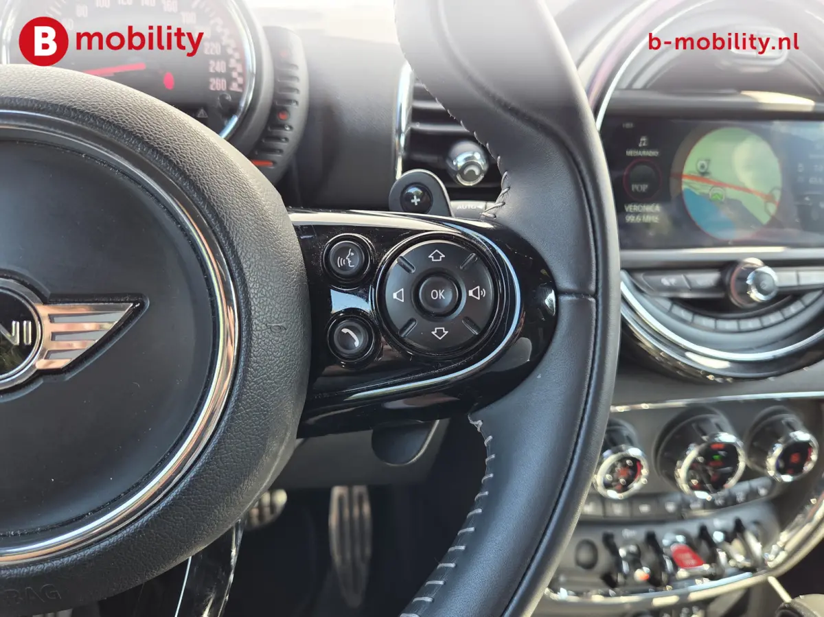 2.0 John Cooper Works ALL4 Chili | LED | Navigatie | PDC | Cruise Control | Sportstoelen