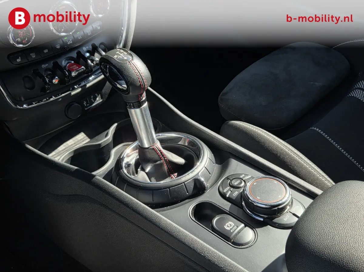 2.0 John Cooper Works ALL4 Chili | LED | Navigatie | PDC | Cruise Control | Sportstoelen