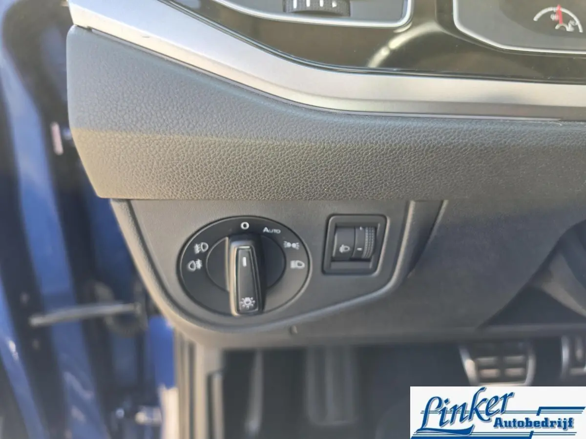 1.0 TSI R-LINE AUTOMAAT|PANO/CLIMA/ADAP CRUISE