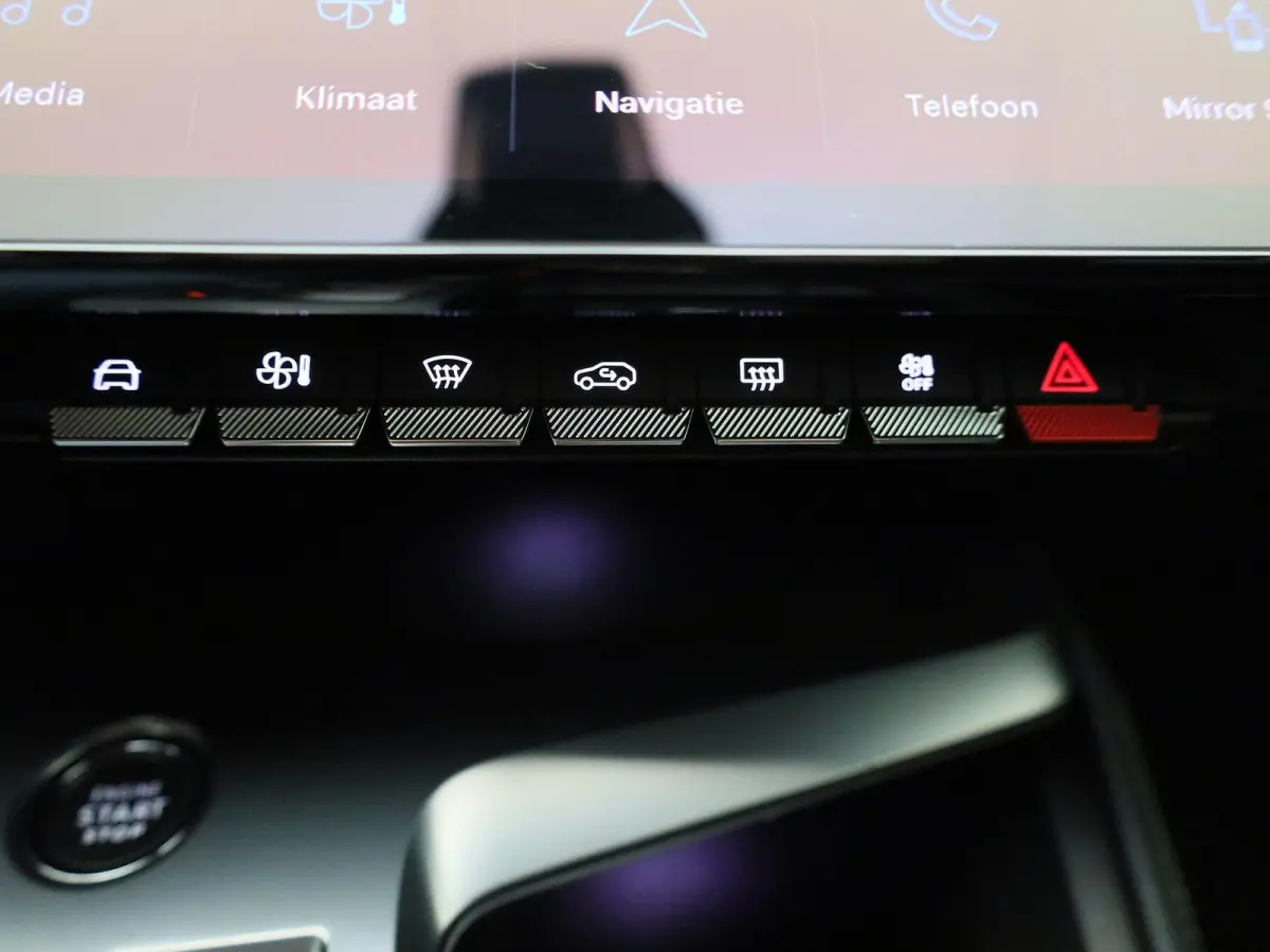 1.6 Plug-in Hybrid 180 GT | Apple Carplay / Android Auto | Panoramadak | Camera | Parkeersensoren | Stoelverwarming |