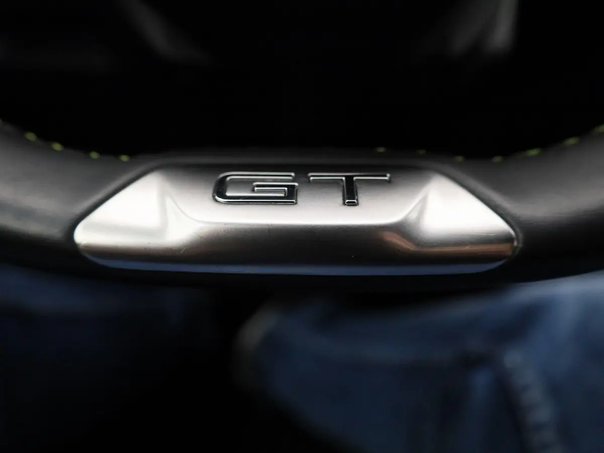1.6 Plug-in Hybrid 180 GT | Apple Carplay / Android Auto | Panoramadak | Camera | Parkeersensoren | Stoelverwarming |