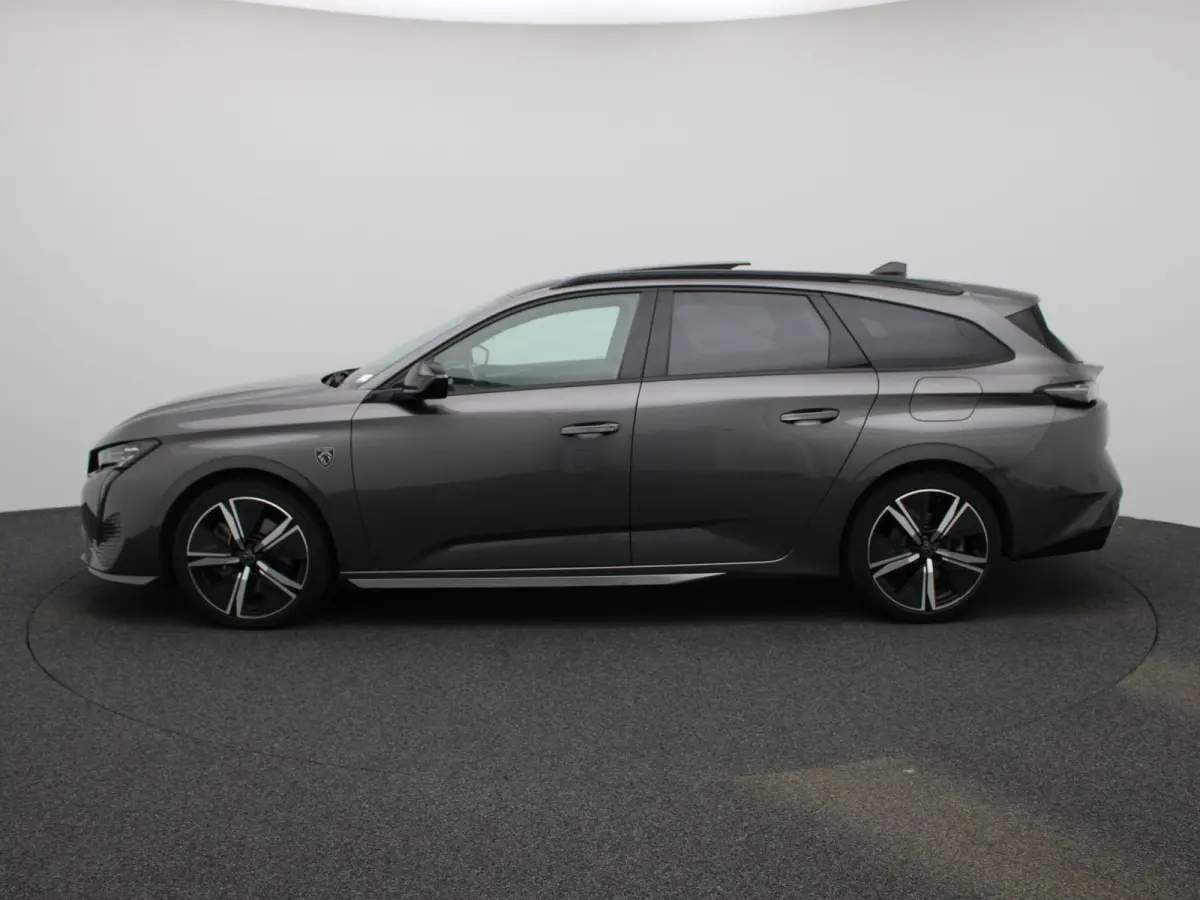 1.6 Plug-in Hybrid 180 GT | Apple Carplay / Android Auto | Panoramadak | Camera | Parkeersensoren | Stoelverwarming |
