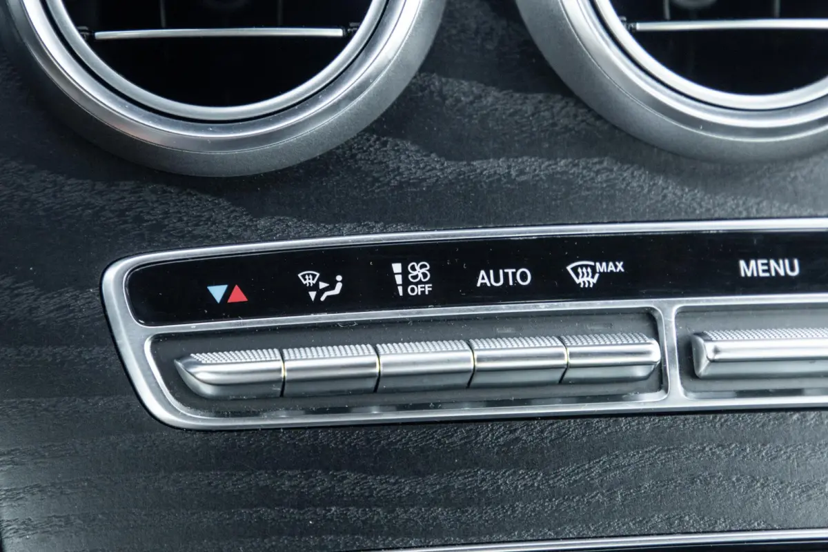 AMG 43 4MATIC DEALER ONDERHOUDEN / NEKVERWARMING / CAMERA / BURMESTER / AIRCO