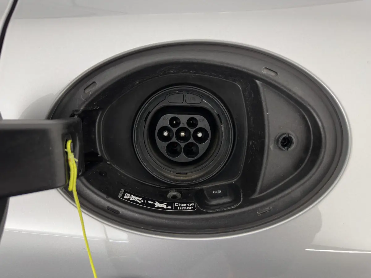 3.0 S E-Hybrid (Plug-In) Aut. *PANO | LEATHER | XENON | HEATED-SPORTSEATS | MEMORY-PACK | BOSE-SOUND | AIR-SUSPENSION | NAVI-FULLMAP | CAMERA | PRIVACY-GLASS | SHIFTPADDLES | ECC | PDC | CRU