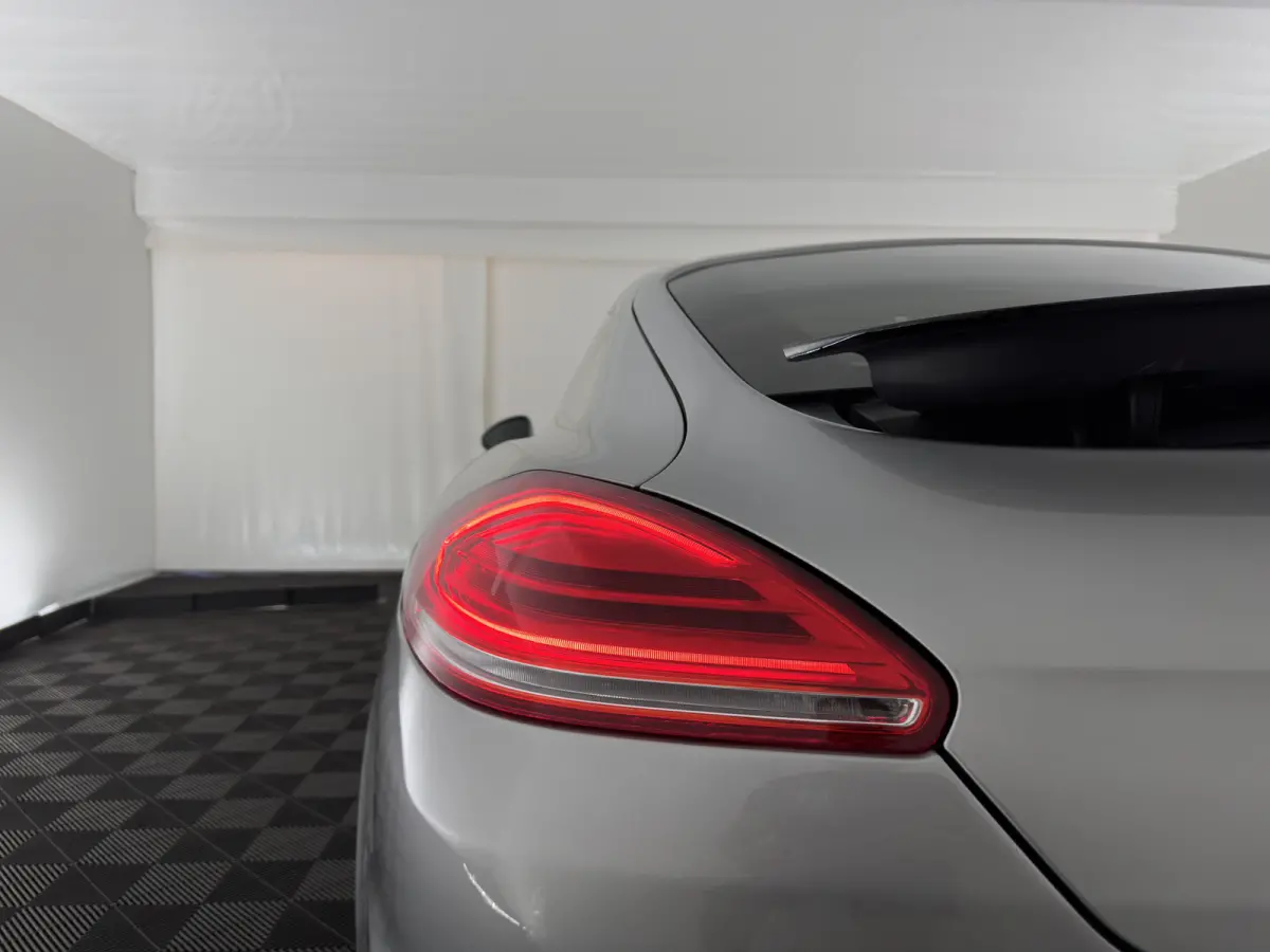 3.0 S E-Hybrid (Plug-In) Aut. *PANO | LEATHER | XENON | HEATED-SPORTSEATS | MEMORY-PACK | BOSE-SOUND | AIR-SUSPENSION | NAVI-FULLMAP | CAMERA | PRIVACY-GLASS | SHIFTPADDLES | ECC | PDC | CRU