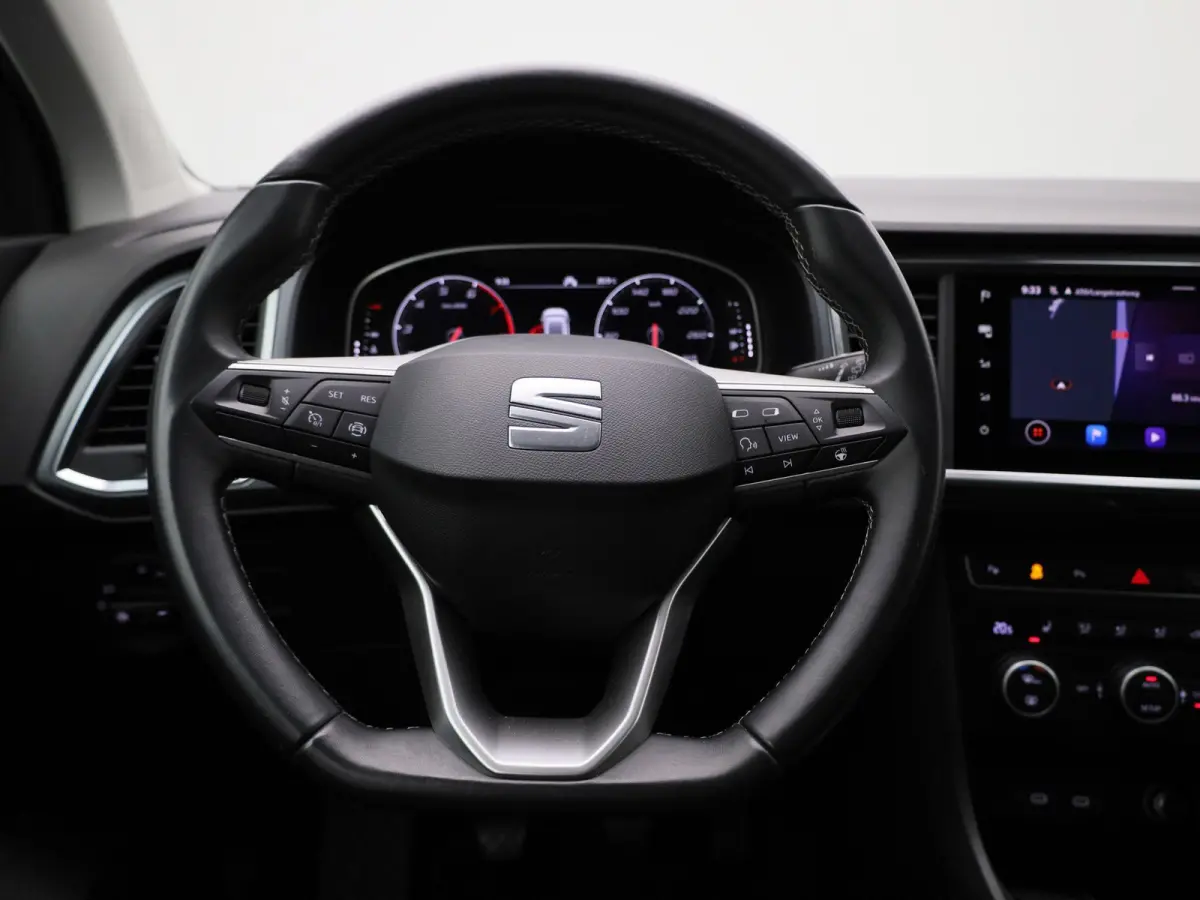 1.0 TSI Style Business Intense | Apple Carplay / Android Auto | Camera | Parkeersensoren | Stoelverwarming | Stuurverwarming |