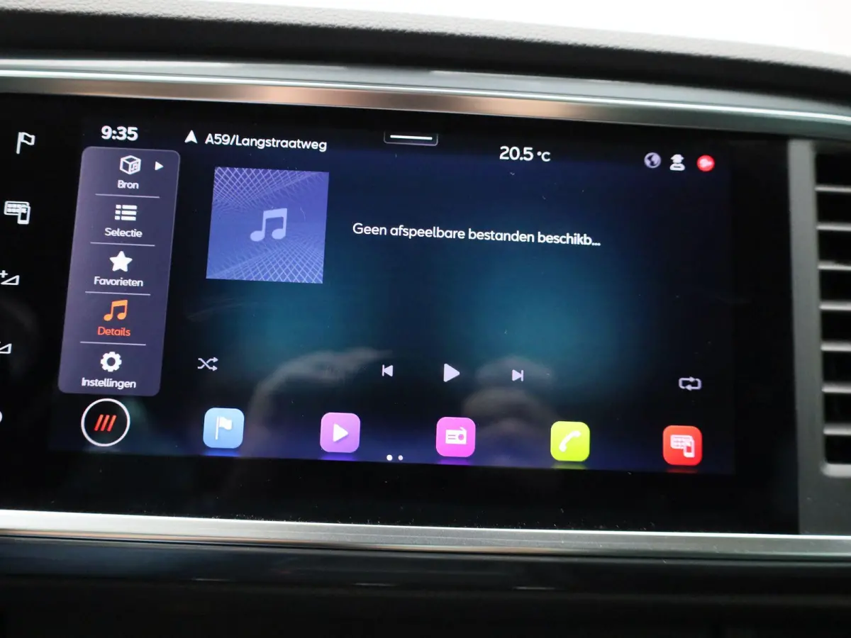 1.0 TSI Style Business Intense | Apple Carplay / Android Auto | Camera | Parkeersensoren | Stoelverwarming | Stuurverwarming |