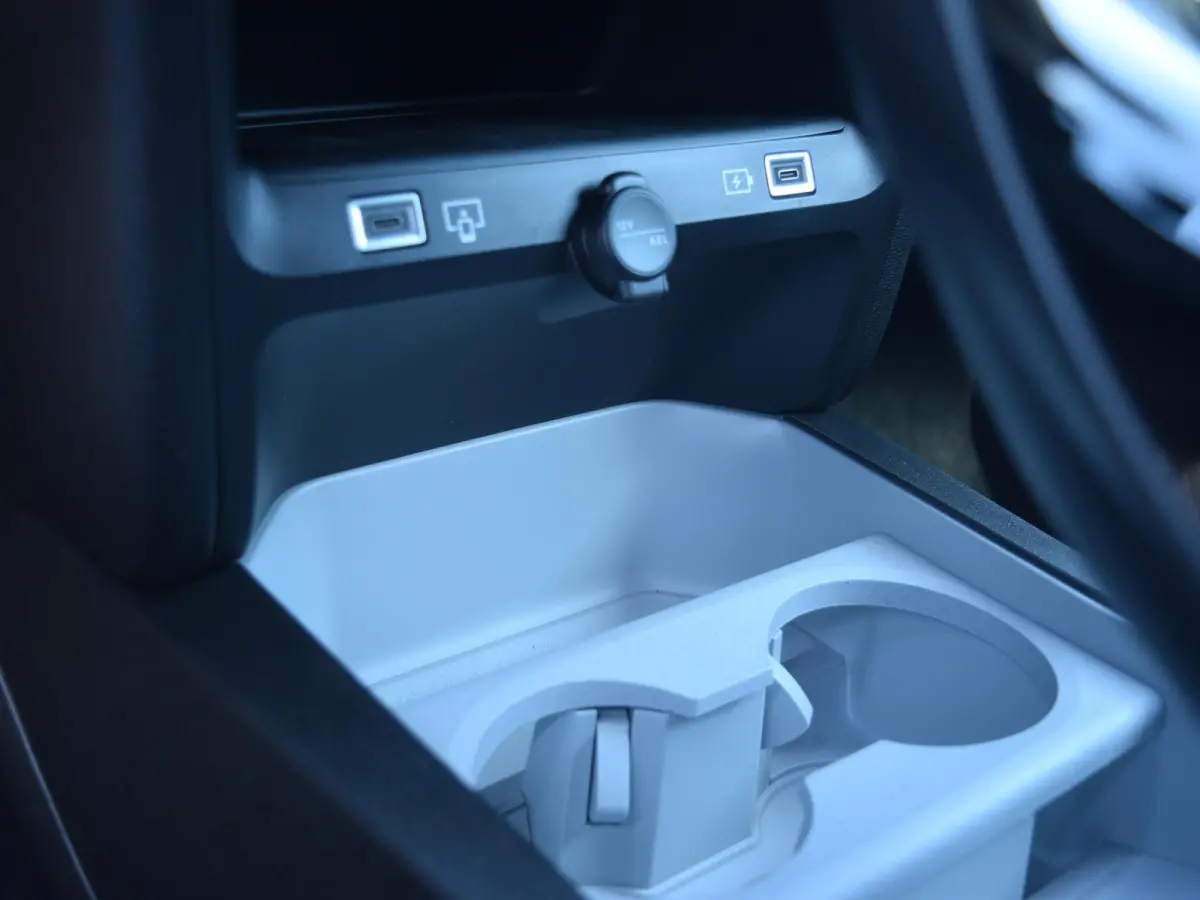 1.6 Plug-In Hybrid 195 Business