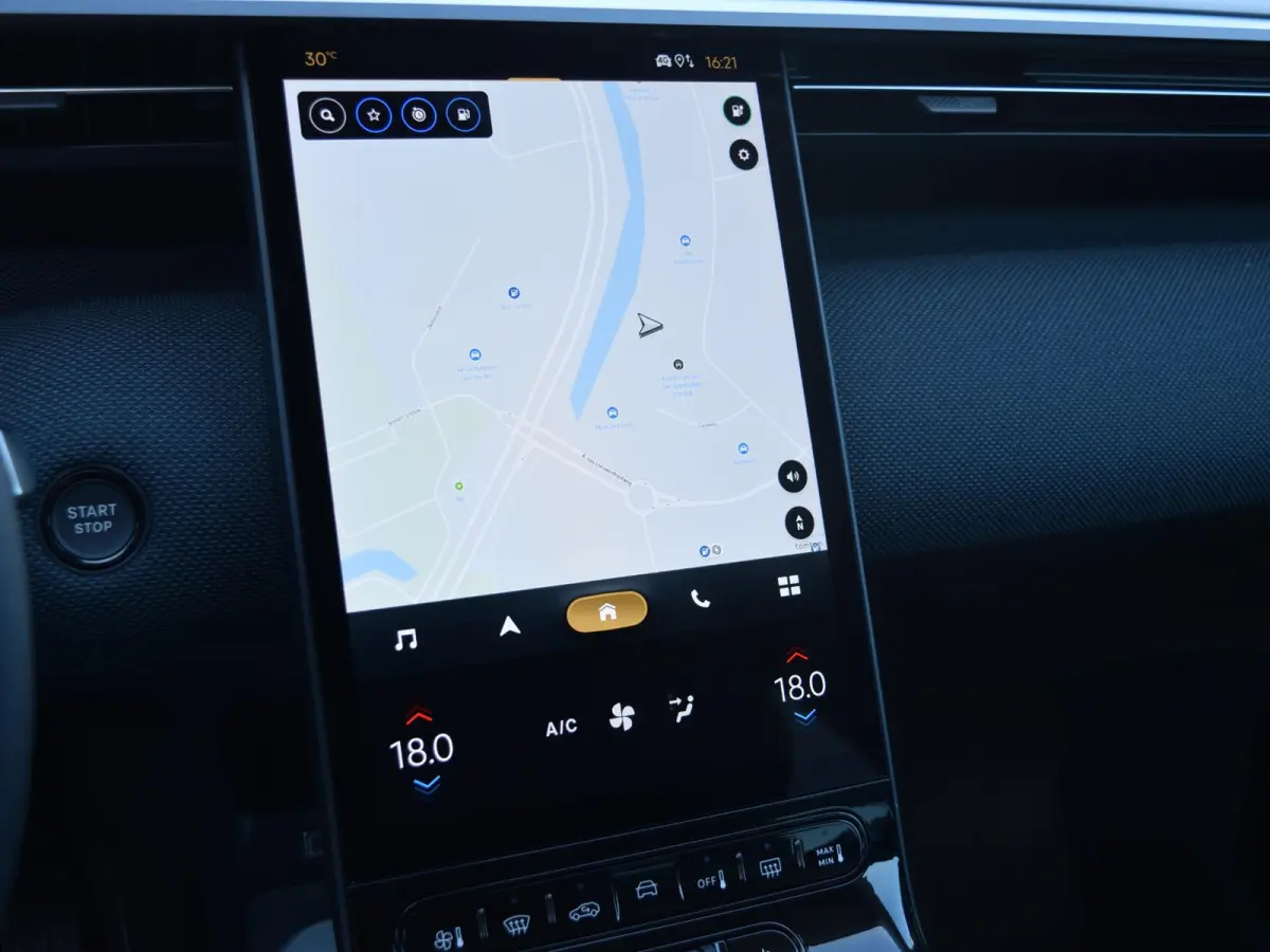 1.6 Plug-In Hybrid 195 Business