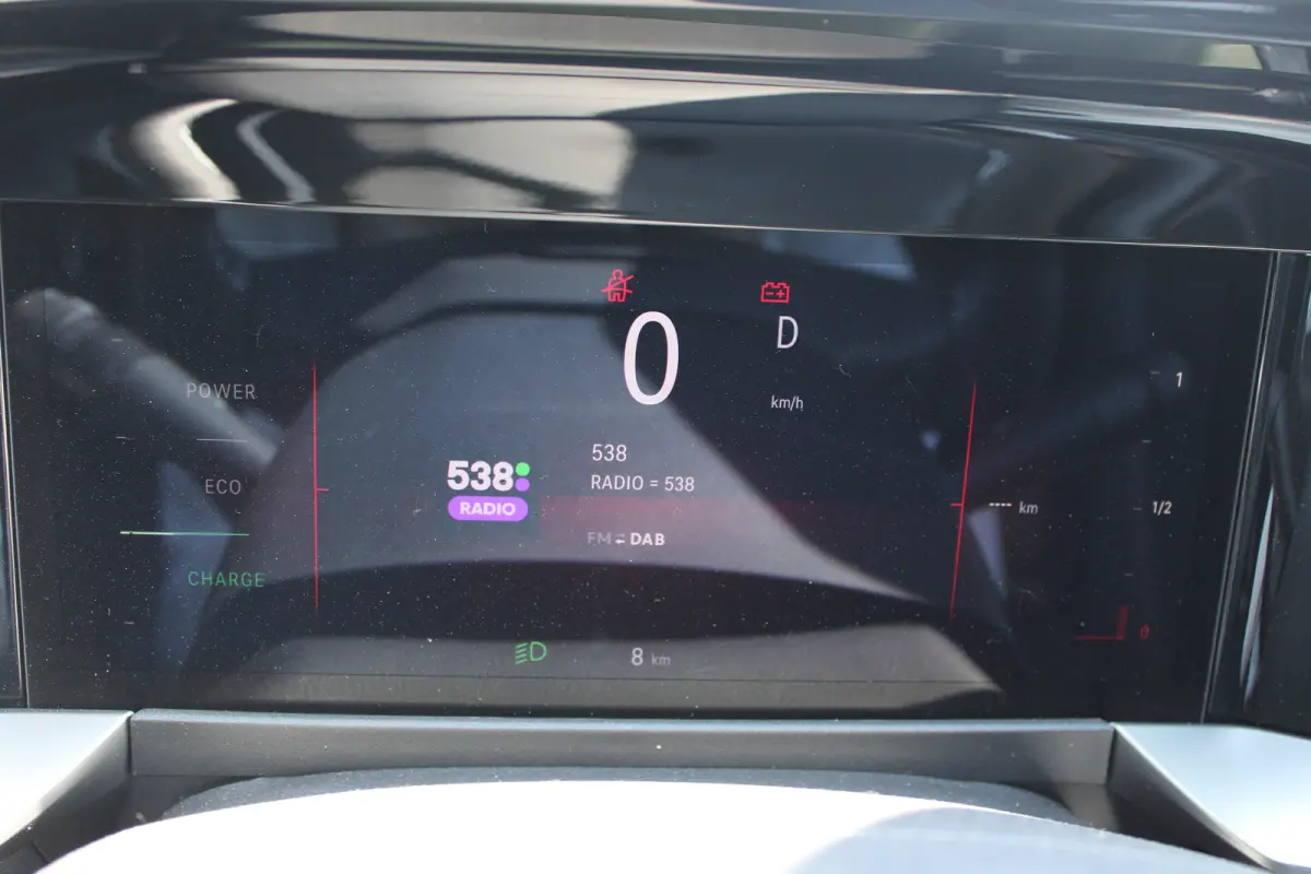 GS | Nieuw | Automaat | Navigatie | Camera | Carplay | Parkeersensoren |