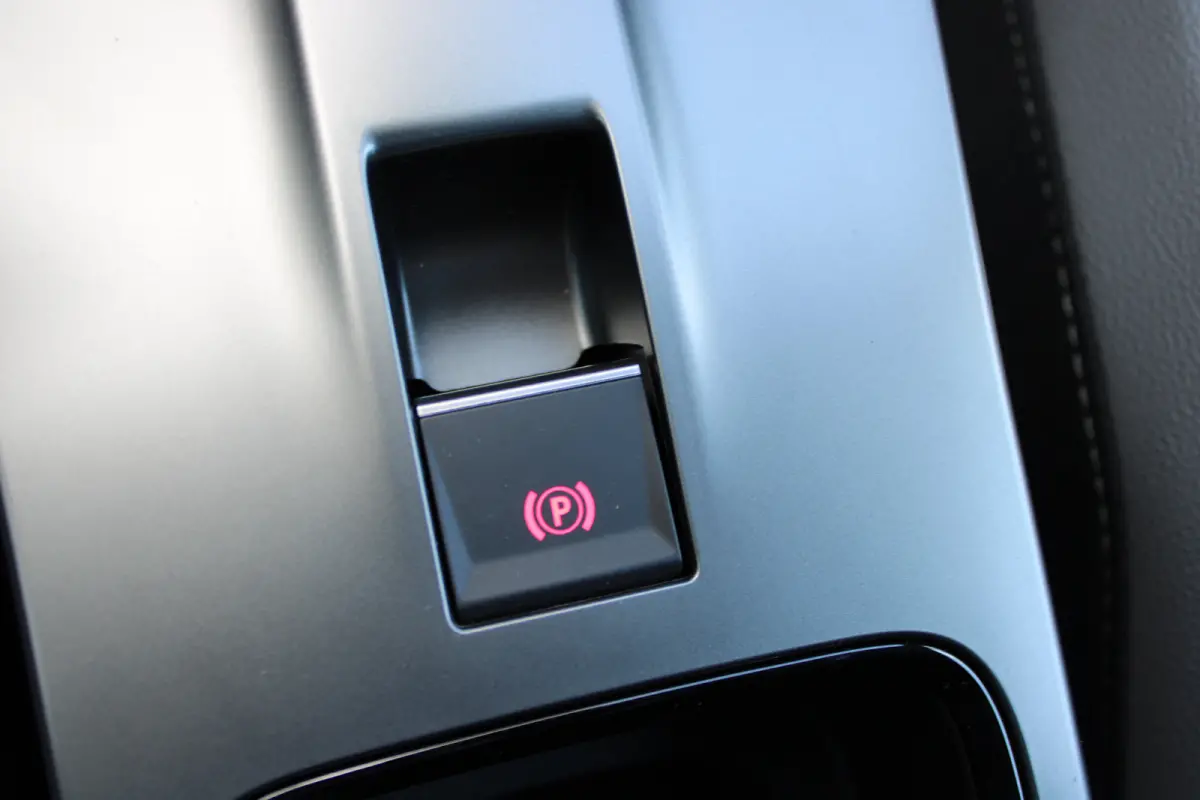 GS | Nieuw | Automaat | Navigatie | Camera | Carplay | Parkeersensoren |