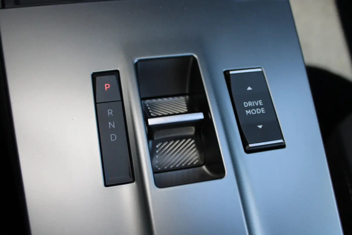 GS | Nieuw | Automaat | Navigatie | Camera | Carplay | Parkeersensoren |