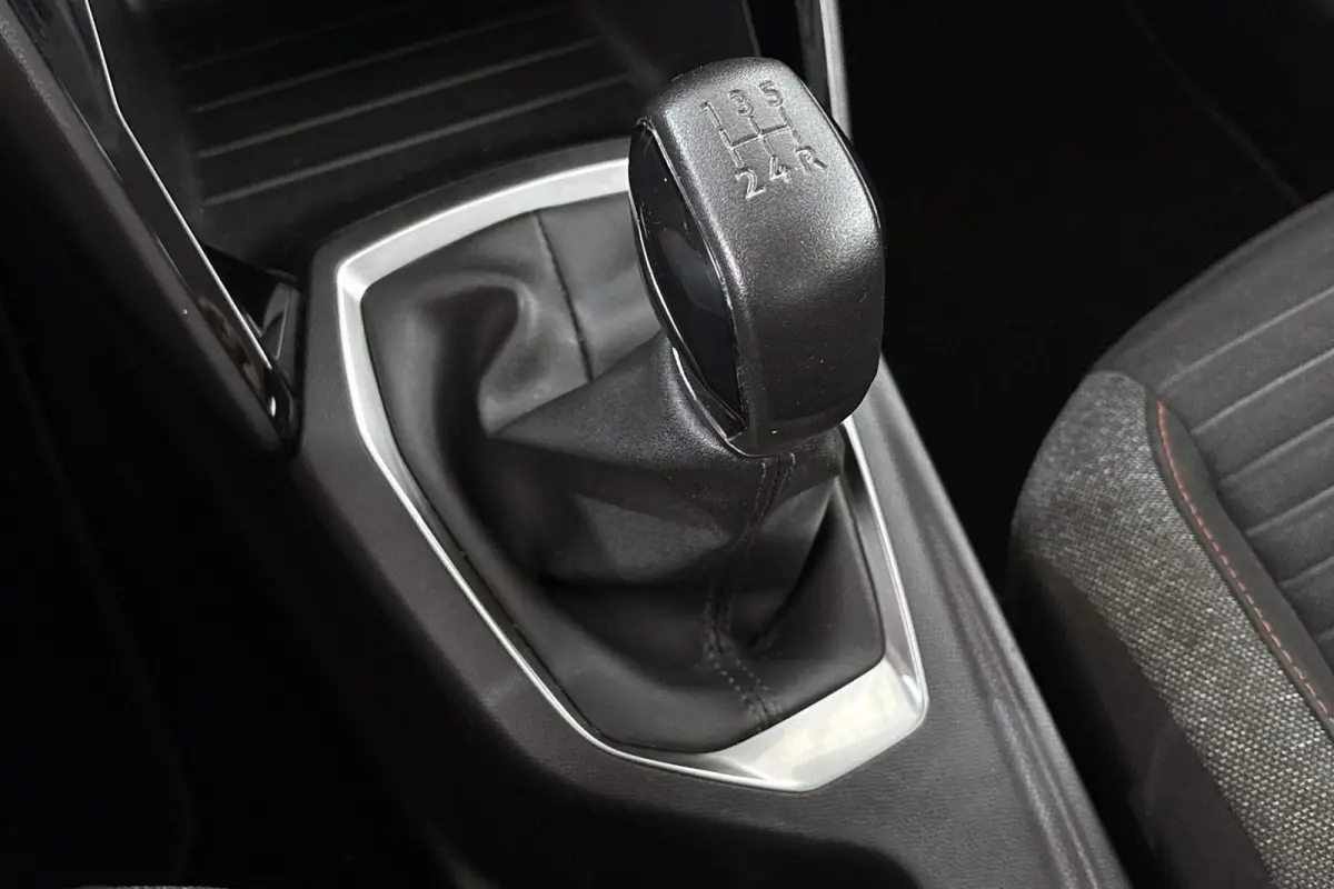 1.2 PureTech Active Pack 1e Eigenaar Navigatie Apple CarPlay