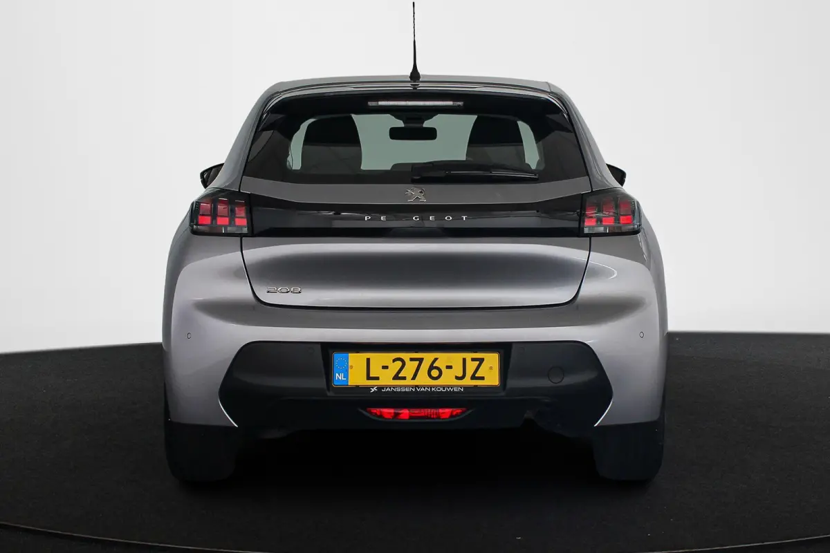 1.2 PureTech Active Pack 1e Eigenaar Navigatie Apple CarPlay