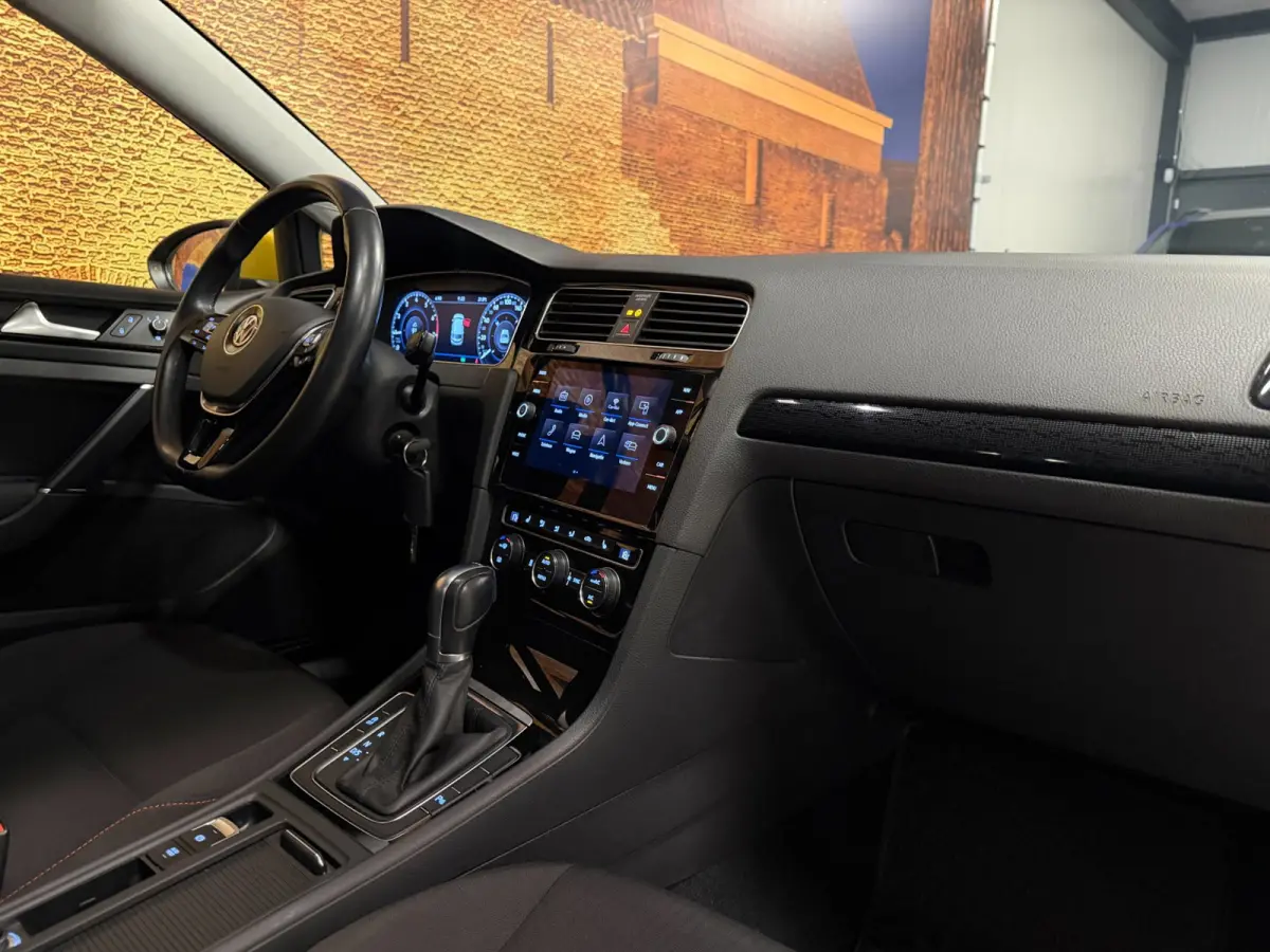 1.5 TSI Highline Sound Automaat LED PDC Carplay