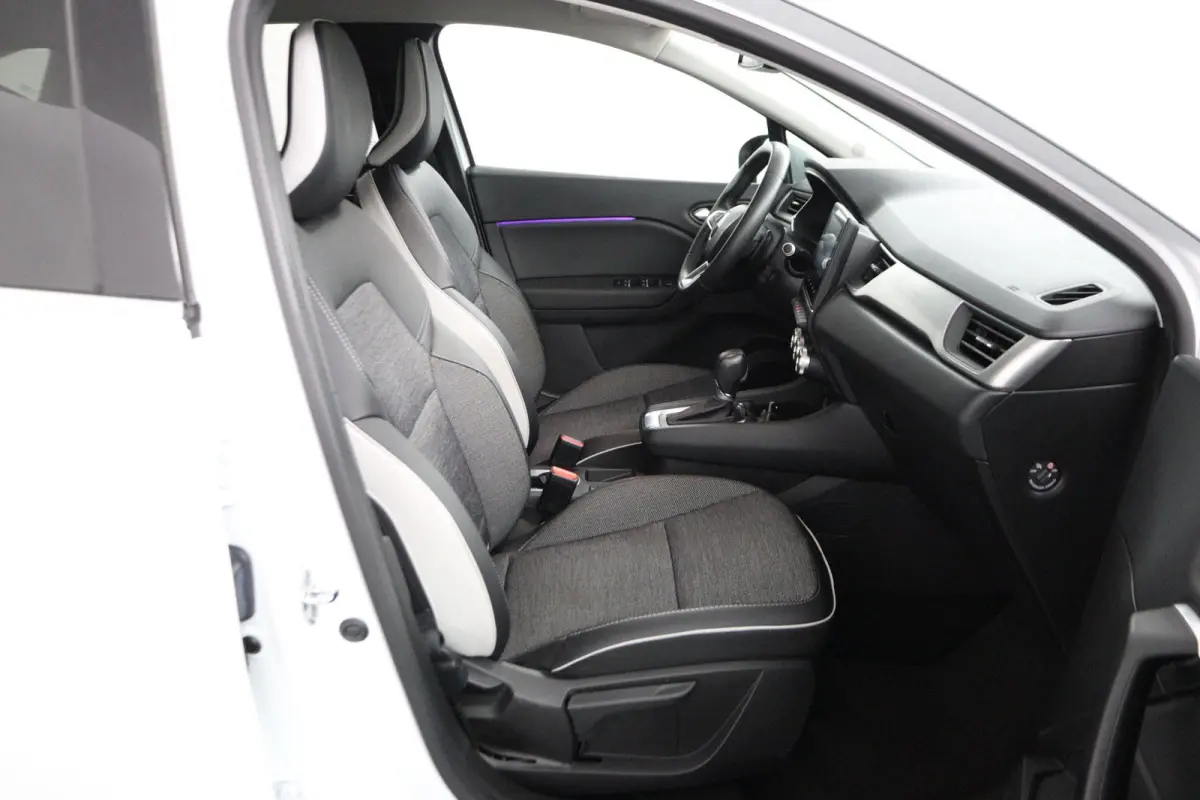 TCe 140 EDC GPF Intens | AUTOMAAT | Trekhaak | Parkeercamera | Navigatie |
