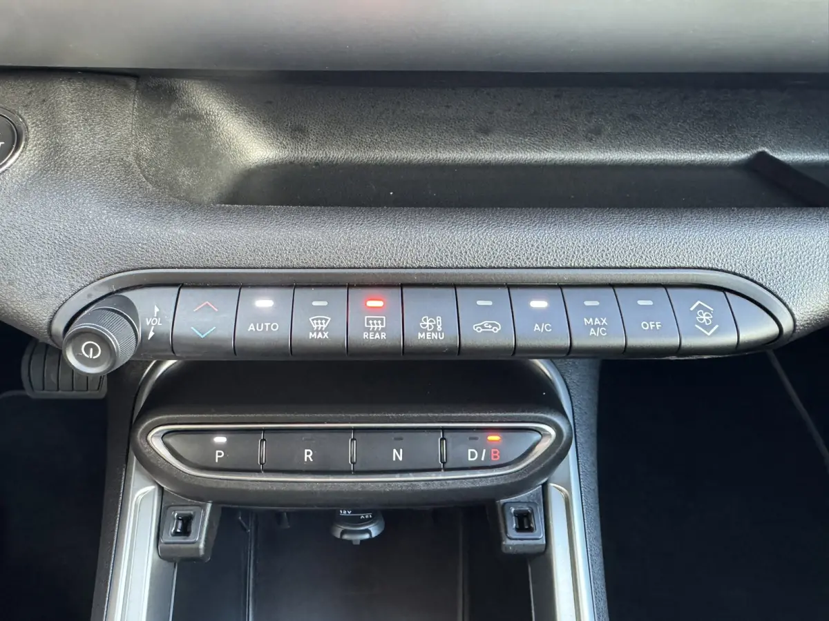 Summit 54 kWh SOH 96% Clima Camera Carplay Adaptive Cruise PDC voor en achter Half Leder