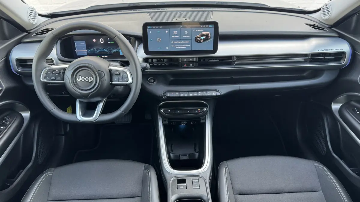 Summit 54 kWh SOH 96% Clima Camera Carplay Adaptive Cruise PDC voor en achter Half Leder