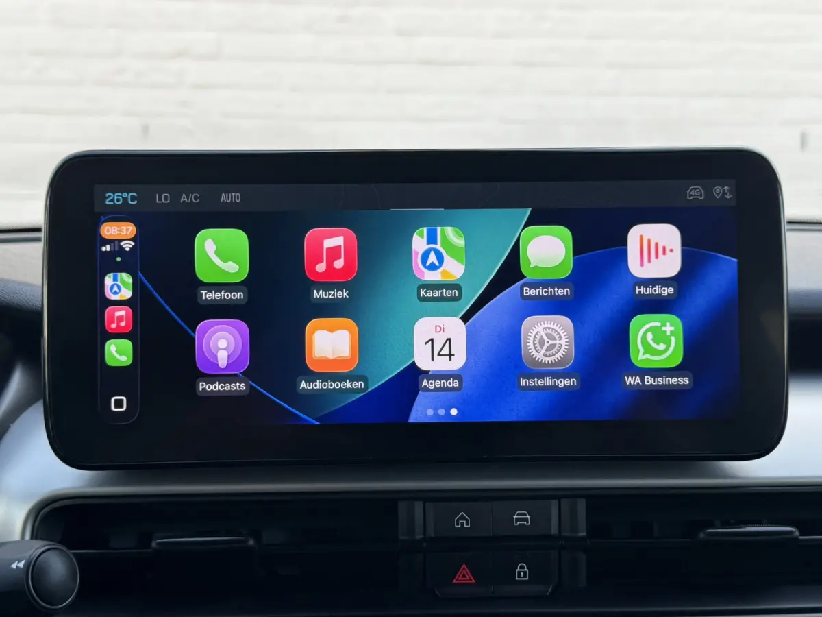 Summit 54 kWh SOH 96% Clima Camera Carplay Adaptive Cruise PDC voor en achter Half Leder