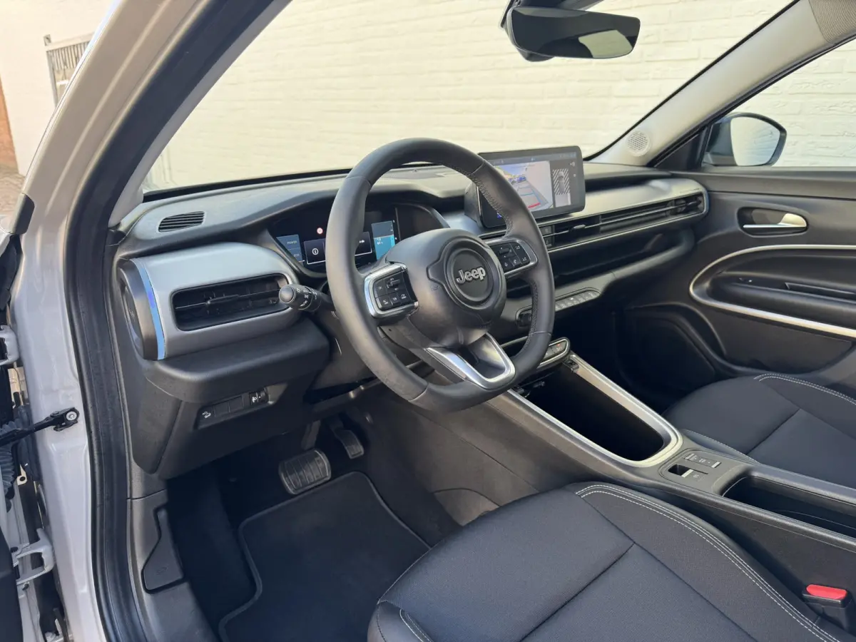 Summit 54 kWh SOH 96% Clima Camera Carplay Adaptive Cruise PDC voor en achter Half Leder