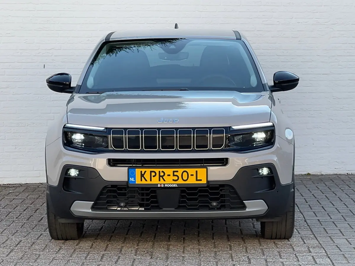 Summit 54 kWh SOH 96% Clima Camera Carplay Adaptive Cruise PDC voor en achter Half Leder