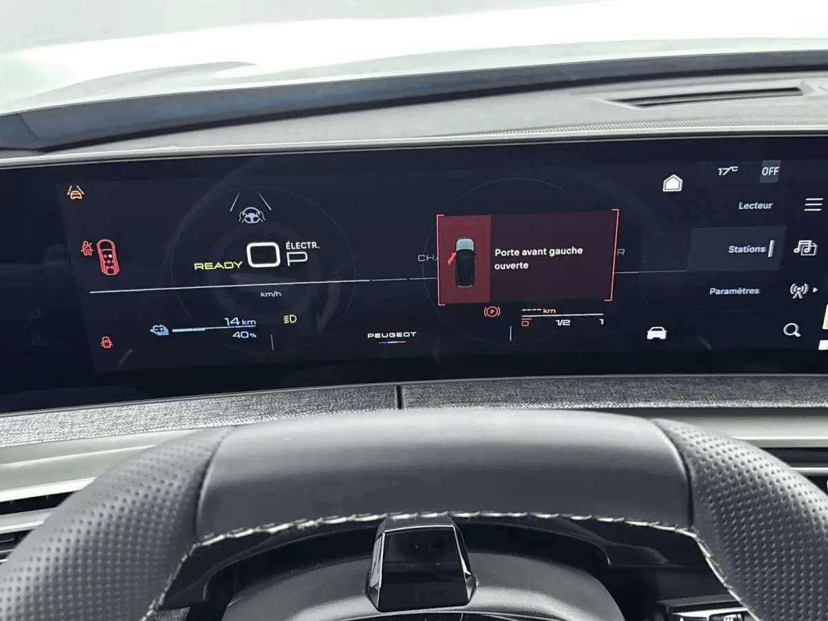 1.6 Plug-in Hybrid 195pk GT Exclusive | DEMO DEAL | Panoramisch schuifkanteldak | Lederen bekleding | Elektrische achterklep |