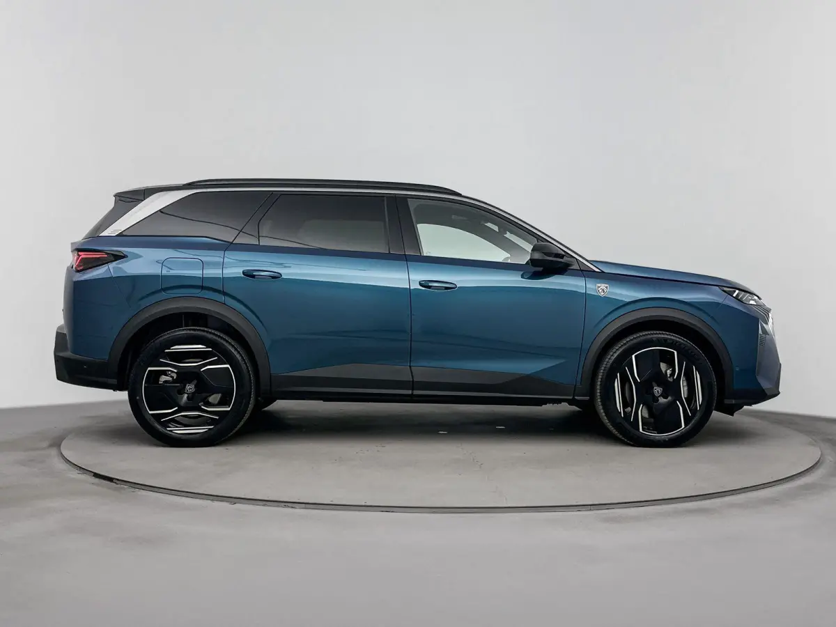 1.6 Plug-in Hybrid 195pk GT Exclusive | DEMO DEAL | Panoramisch schuifkanteldak | Lederen bekleding | Elektrische achterklep |