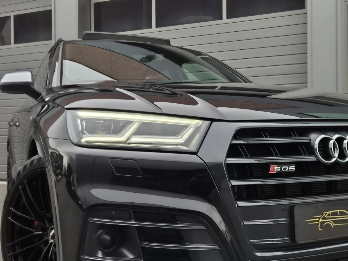 SQ5 3.0 TFSI SQ5 quattro 355PK/ABT/Lucht/Trekhaak/Pano/Leder/21/Virtual/Carplay/