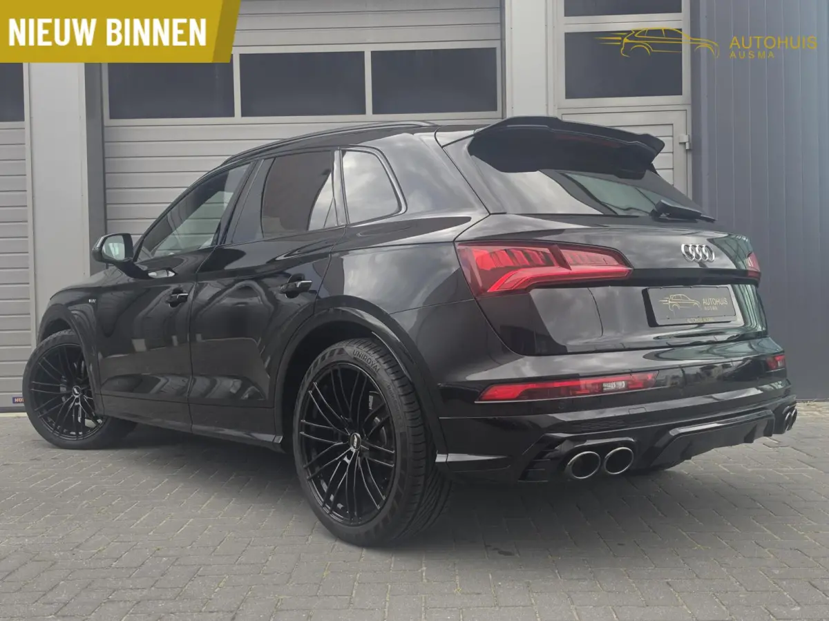 SQ5 3.0 TFSI SQ5 quattro 355PK/ABT/Lucht/Trekhaak/Pano/Leder/21/Virtual/Carplay/