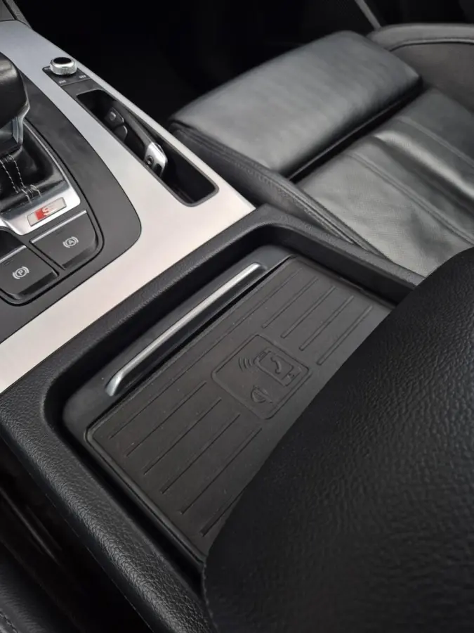 SQ5 3.0 TFSI SQ5 quattro 355PK/ABT/Lucht/Trekhaak/Pano/Leder/21/Virtual/Carplay/
