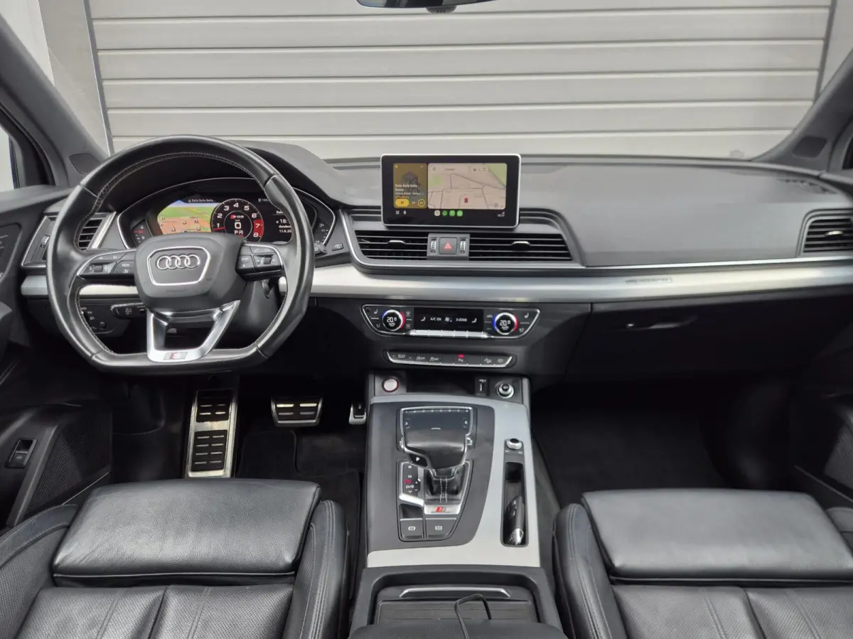 SQ5 3.0 TFSI SQ5 quattro 355PK/ABT/Lucht/Trekhaak/Pano/Leder/21/Virtual/Carplay/