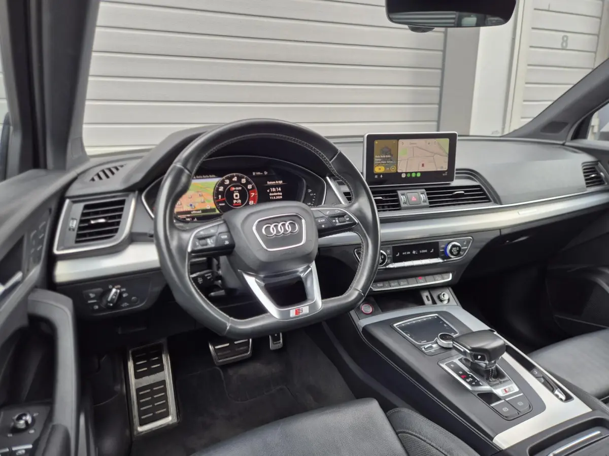 SQ5 3.0 TFSI SQ5 quattro 355PK/ABT/Lucht/Trekhaak/Pano/Leder/21/Virtual/Carplay/