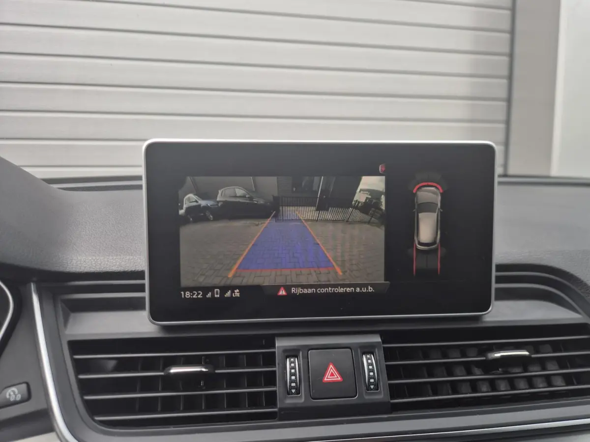 SQ5 3.0 TFSI SQ5 quattro 355PK/ABT/Lucht/Trekhaak/Pano/Leder/21/Virtual/Carplay/