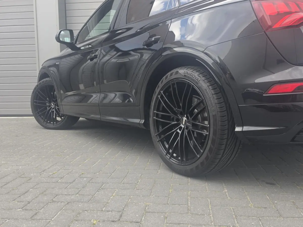 SQ5 3.0 TFSI SQ5 quattro 355PK/ABT/Lucht/Trekhaak/Pano/Leder/21/Virtual/Carplay/