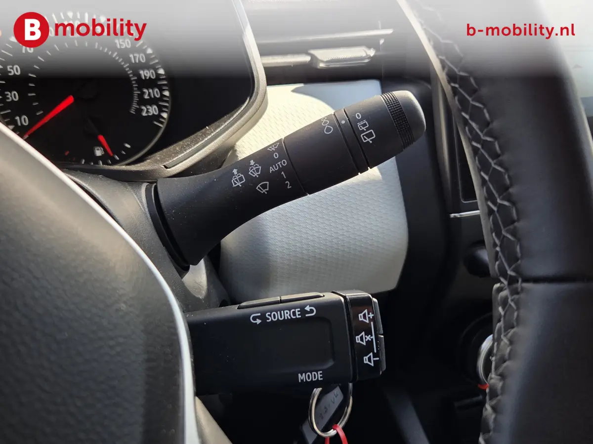 1.0 TCe 90 GPF Evolution Apple CarPlay | Navigatie | Cruise Control | DAB Audio
