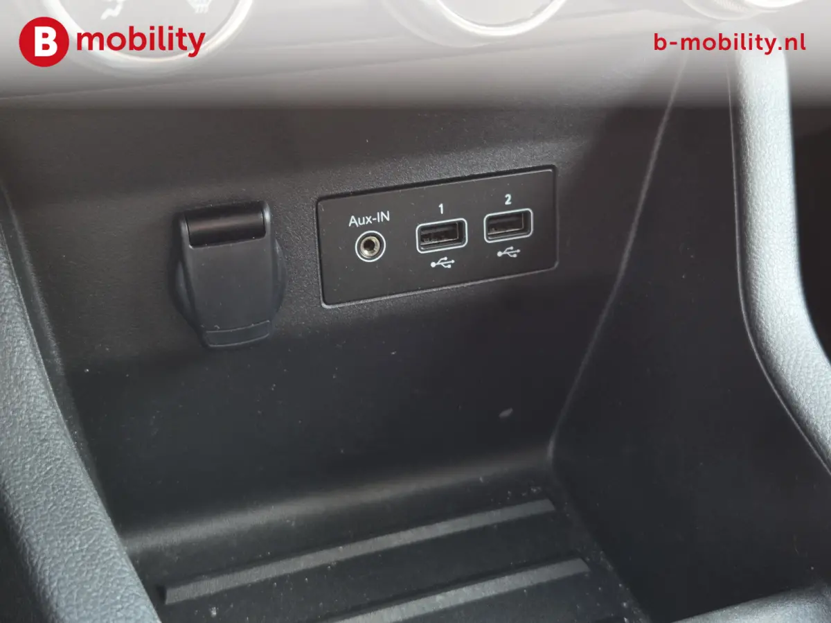 1.0 TCe 90 GPF Evolution Apple CarPlay | Navigatie | Cruise Control | DAB Audio