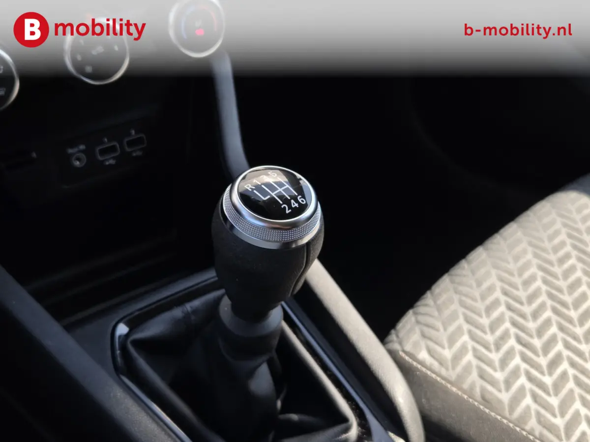 1.0 TCe 90 GPF Evolution Apple CarPlay | Navigatie | Cruise Control | DAB Audio