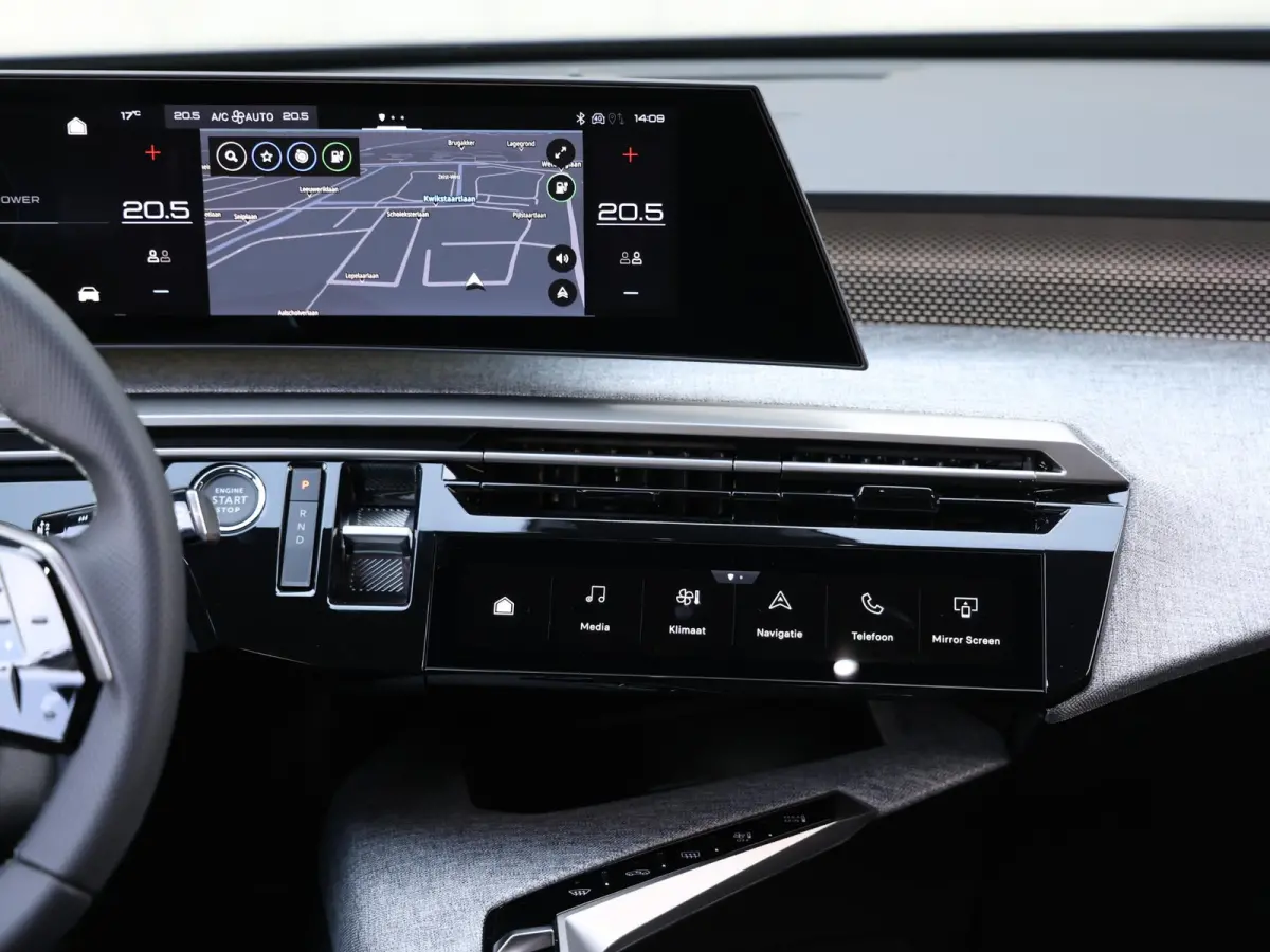 GT Exclusive 73 kWh 7p | Demo | Trekhaak | Lederen Bekleding | Navigatie | Camera | panoramadak