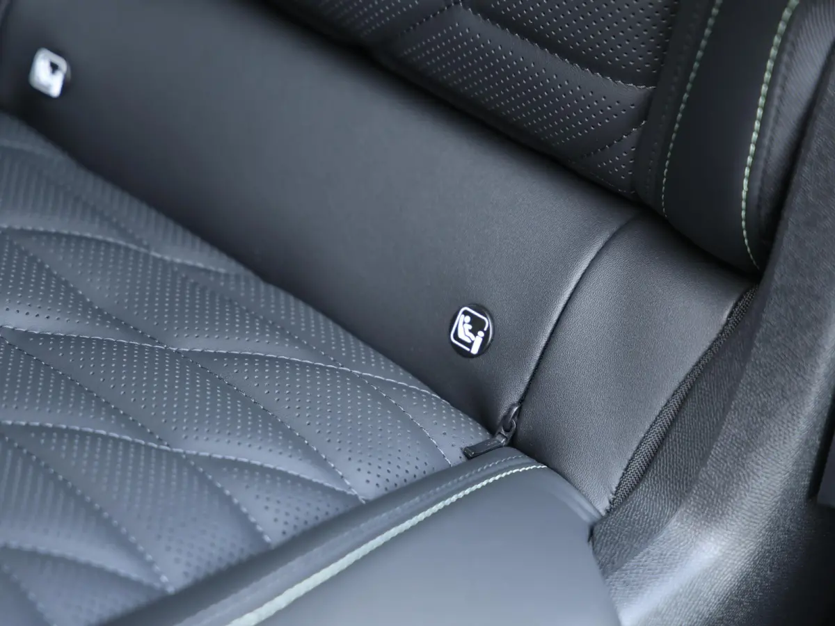 GT Exclusive 73 kWh 7p | Demo | Trekhaak | Lederen Bekleding | Navigatie | Camera | panoramadak