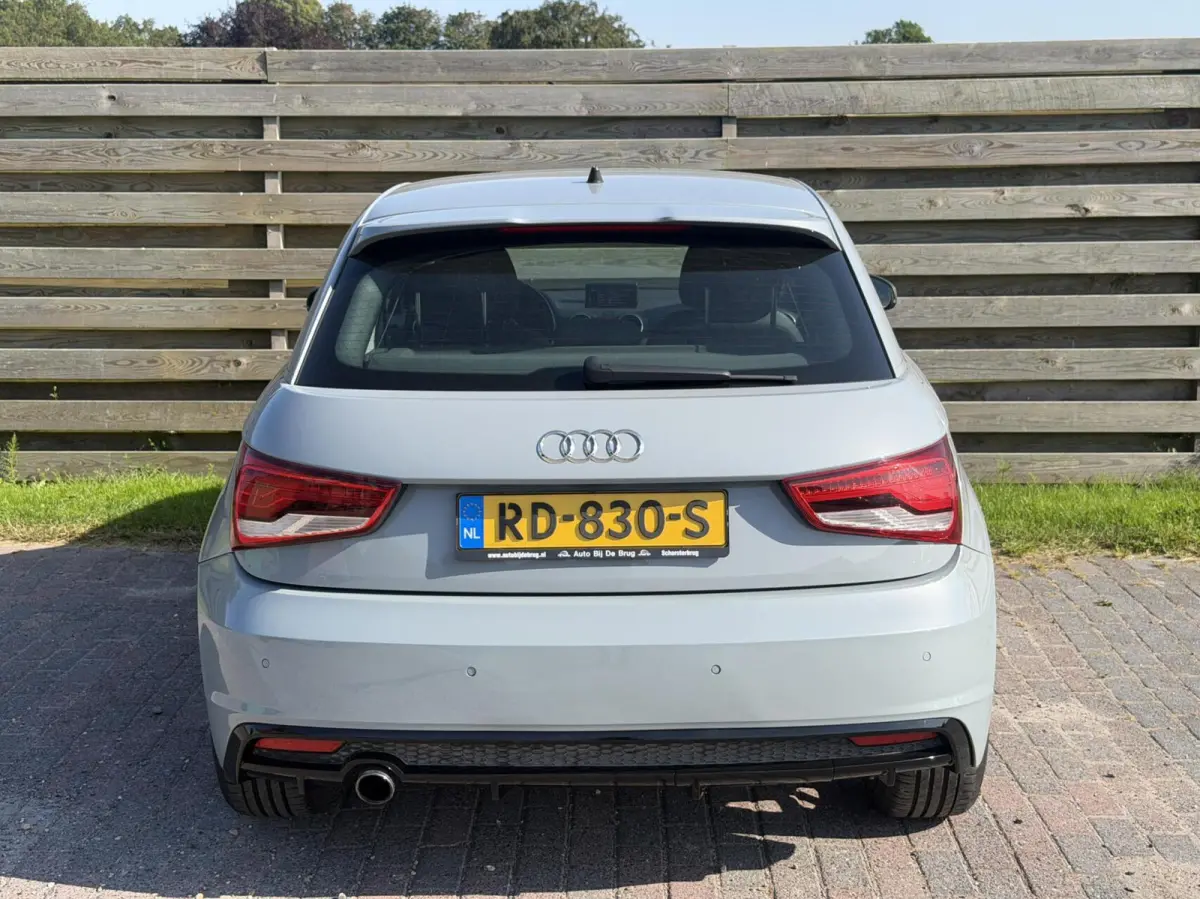 1.0 TFSI S-line Cruise NAP