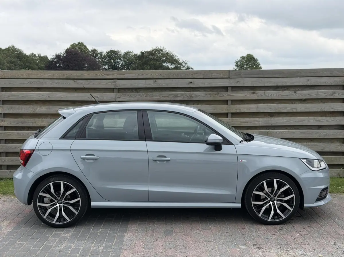 1.0 TFSI S-line Cruise NAP