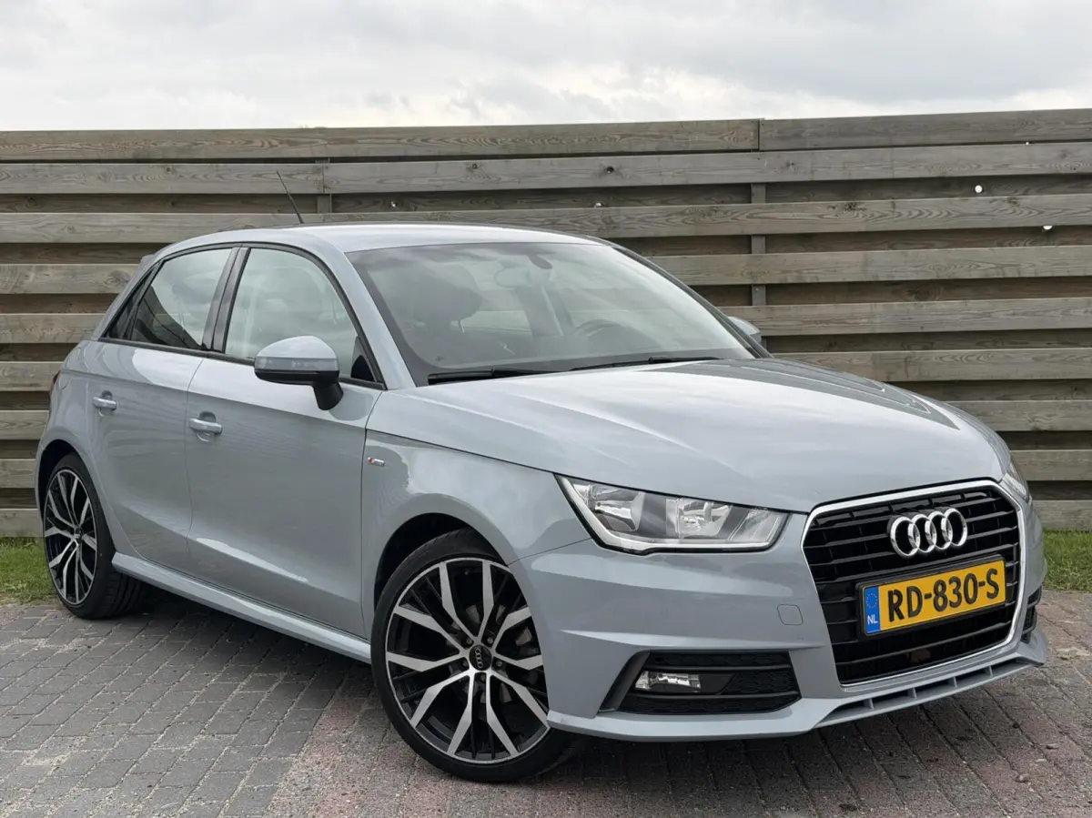 1.0 TFSI S-line Cruise NAP