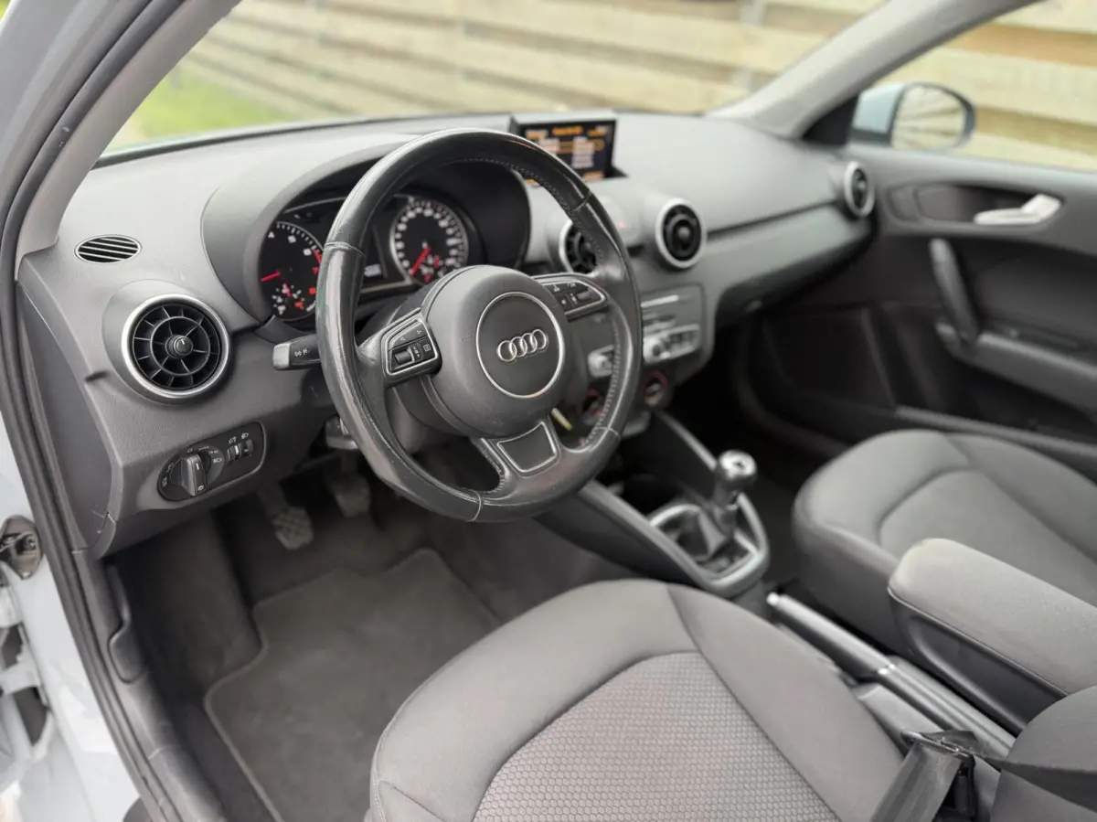 1.0 TFSI S-line Cruise NAP